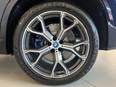 BMW X5 3.0 XDRIVE50E TURBO M SPORT HÍBRIDO 2025/2025 ÓTIMA CAR FLORES DA CUNHA / Carros no Vale