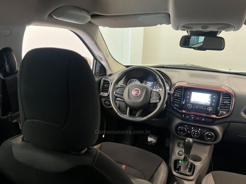 FIAT TORO 1.8 16V EVO FREEDOM ROAD 2017/2018 ÓTIMA CAR FLORES DA CUNHA / Carros no Vale