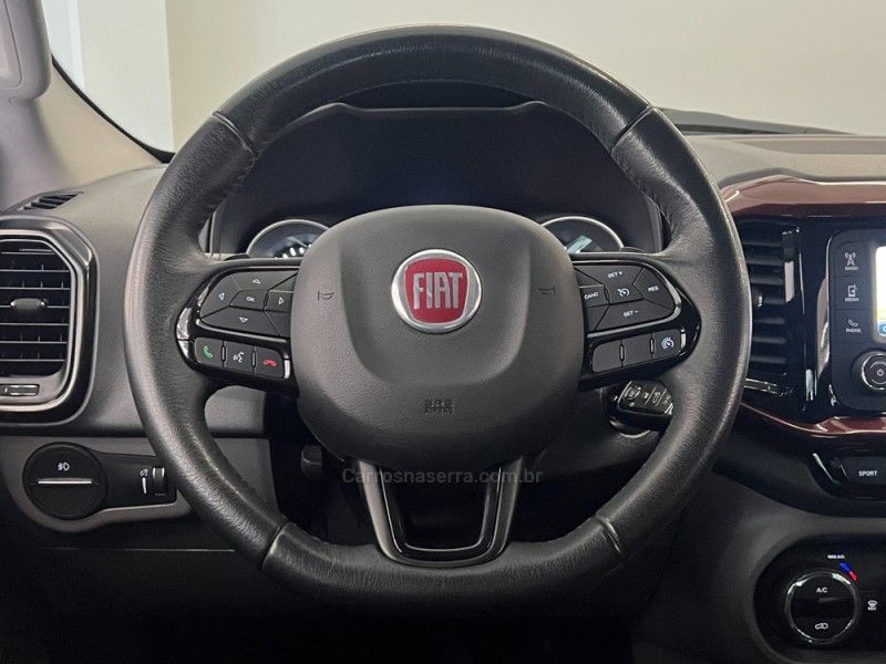 FIAT TORO 1.8 16V EVO FREEDOM ROAD 2017/2018 ÓTIMA CAR FLORES DA CUNHA / Carros no Vale