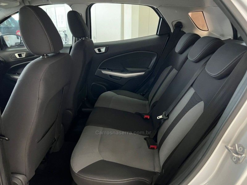 FORD ECOSPORT 1.6 FREESTYLE 16V 2016/2017 CIMIRRO AUTOMÓVEIS TAQUARA / Carros no Vale FORD ECOSPORT 1.6 FREESTYLE 16V 2016/2017 CIMIRRO AUTOMÓVEIS TAQUARA / Carros no Vale
