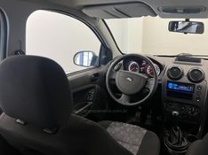 FORD FIESTA 1.0 ROCAM HATCH 8V 2012/2013 ÓTIMA CAR FLORES DA CUNHA / Carros no Vale