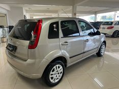 FORD FIESTA 1.6 MPI CLASS HATCH 8V 2010/2011 CIMIRRO AUTOMÓVEIS TAQUARA / Carros no Vale
