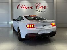 FORD MUSTANG 5.0 GT V8 2025/2025 ÓTIMA CAR FLORES DA CUNHA / Carros no Vale