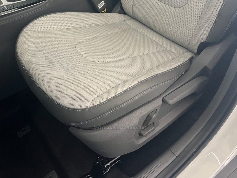 HYUNDAI CRETA 1.6 16V TGDI ULTIMATE GAMMA 2025/2026 ÓTIMA CAR FLORES DA CUNHA / Carros no Vale