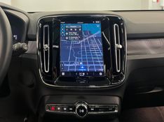 VOLVO XC 40 P6 RECHARGE ELECTRIC PLUS 2023/2024 ÓTIMA CAR FLORES DA CUNHA / Carros no Vale