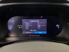 VOLVO XC 40 P6 RECHARGE ELECTRIC PLUS 2023/2024 ÓTIMA CAR FLORES DA CUNHA / Carros no Vale