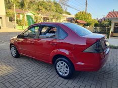 FORD FIESTA 1.6 ROCAM SE SEDAN 8V 2014/2014 AWD MULTIMARCAS LAJEADO / Carros no Vale