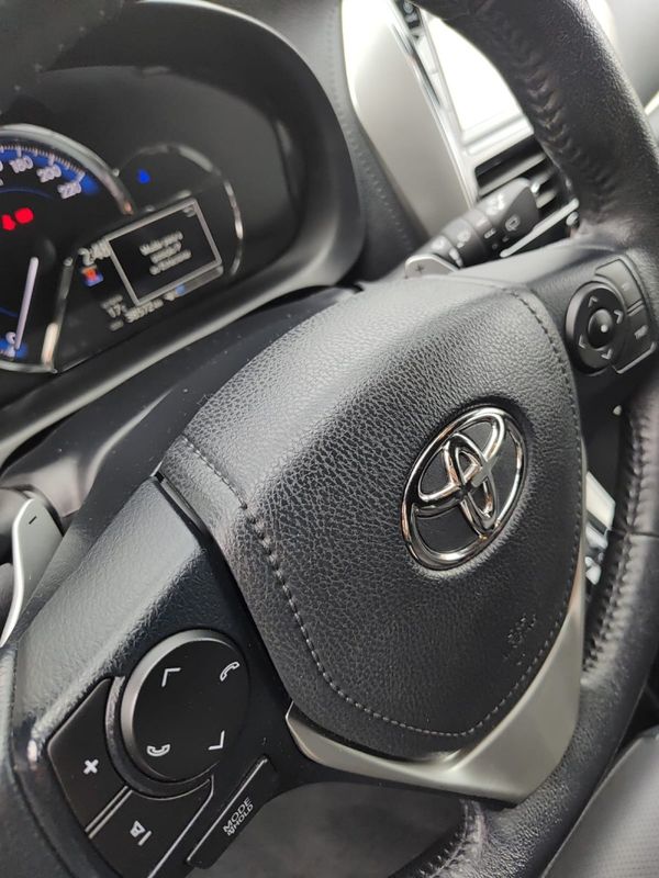 TOYOTA YARIS 1.5 XS 16V 2019/2019 AWD MULTIMARCAS LAJEADO / Carros no Vale