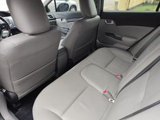 HONDA CIVIC 2.0 LXR 16V 2015/2015 AWD MULTIMARCAS LAJEADO / Carros no Vale