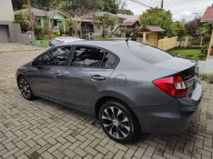 HONDA CIVIC 2.0 LXR 16V 2015/2015 AWD MULTIMARCAS LAJEADO / Carros no Vale
