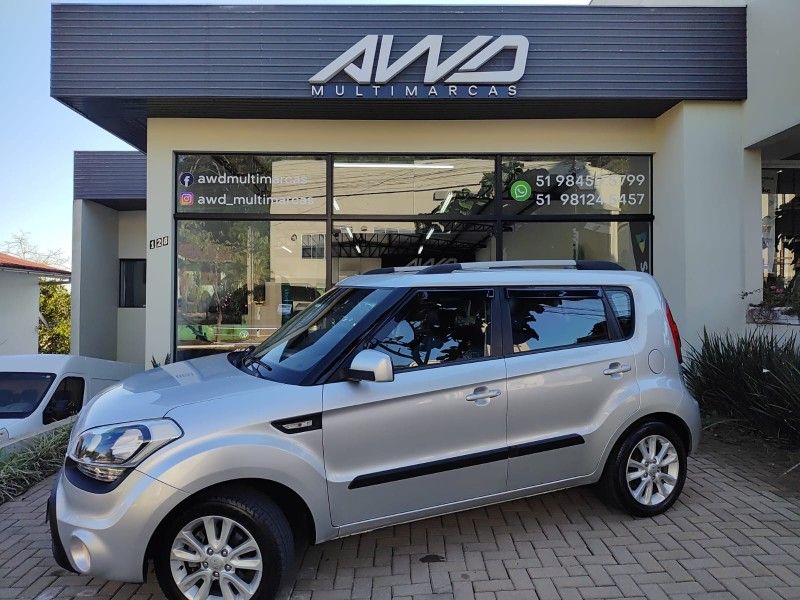 KIA SOUL 1.6 EX 16V 2011/2012 AWD MULTIMARCAS LAJEADO / Carros no Vale KIA SOUL 1.6 EX 16V 2011/2012 AWD MULTIMARCAS LAJEADO / Carros no Vale