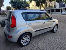KIA SOUL 1.6 EX 16V 2011/2012 AWD MULTIMARCAS LAJEADO / Carros no Vale