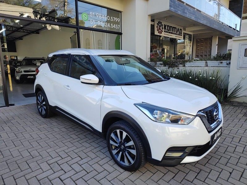 NISSAN KICKS 1.6 16V SV XTRONIC 2020/2020 AWD MULTIMARCAS LAJEADO / Carros no Vale