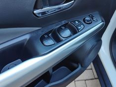 NISSAN KICKS 1.6 16V SV XTRONIC 2020/2020 AWD MULTIMARCAS LAJEADO / Carros no Vale