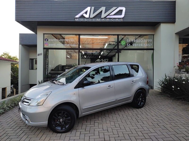 NISSAN LIVINA 1.6 S 16V 2013/2013 AWD MULTIMARCAS LAJEADO / Carros no Vale