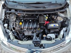 NISSAN LIVINA 1.6 S 16V 2013/2013 AWD MULTIMARCAS LAJEADO / Carros no Vale