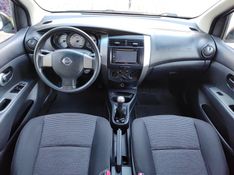 NISSAN LIVINA 1.6 S 16V 2013/2013 AWD MULTIMARCAS LAJEADO / Carros no Vale