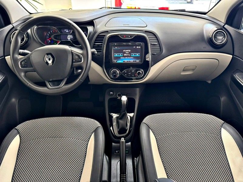 RENAULT CAPTUR 1.6 16V INTENSE 2018/2019 ANDRIGO VEÍCULOS CAXIAS DO SUL / Carros no Vale