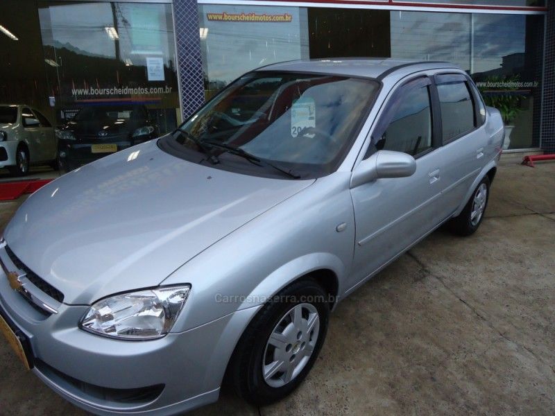 CHEVROLET CORSA 1.0 LS CLASSIC VHC POWER 2013/2013 BOURSCHEID CARROS E MOTOS SANTA CLARA DO SUL / Carros no Vale