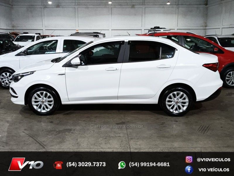 FIAT CRONOS 1.3 FIREFLY DRIVE GSR 2018/2019 V10 VEÍCULOS CAXIAS DO SUL / Carros no Vale