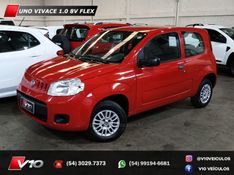FIAT UNO 1.0 VIVACE 8V 2012/2013 V10 VEÍCULOS CAXIAS DO SUL / Carros no Vale
