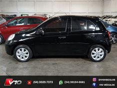 NISSAN MARCH 1.6 SV 16V 2012/2013 V10 VEÍCULOS CAXIAS DO SUL / Carros no Vale