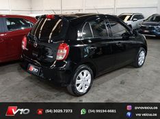 NISSAN MARCH 1.6 SV 16V 2012/2013 V10 VEÍCULOS CAXIAS DO SUL / Carros no Vale