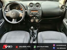 NISSAN MARCH 1.6 SV 16V 2012/2013 V10 VEÍCULOS CAXIAS DO SUL / Carros no Vale