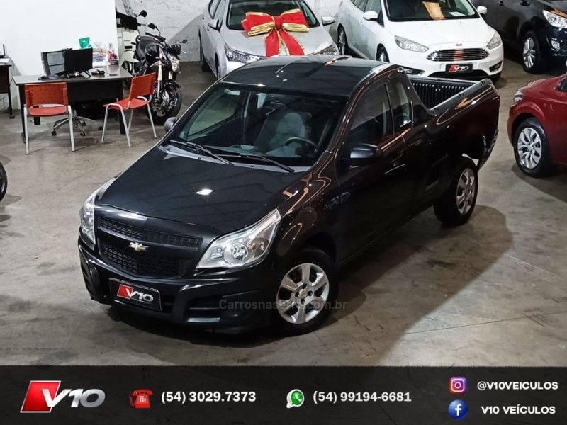 CHEVROLET MONTANA 1.4 MPFI LS CS 8V 2016/2017 V10 VEÍCULOS CAXIAS DO SUL / Carros no Vale