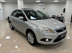 FORD FOCUS 2.0 GHIA 16V 2010/2011 LUIGGI AUTOMÓVEIS CARLOS BARBOSA / Carros no Vale