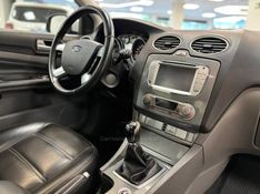 FORD FOCUS 2.0 GHIA 16V 2010/2011 LUIGGI AUTOMÓVEIS CARLOS BARBOSA / Carros no Vale