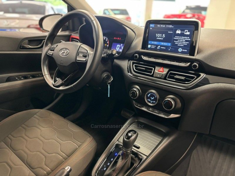 HYUNDAI HB20X 1.6 EVOLUTION 16V 2020/2020 LUIGGI AUTOMÓVEIS CARLOS BARBOSA / Carros no Vale