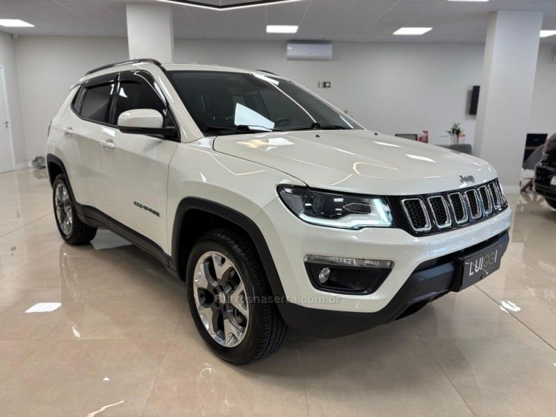 JEEP COMPASS 2.0 LONGITUDE TD350 TURBO 4X4 2020/2020 LUIGGI AUTOMÓVEIS CARLOS BARBOSA / Carros no Vale