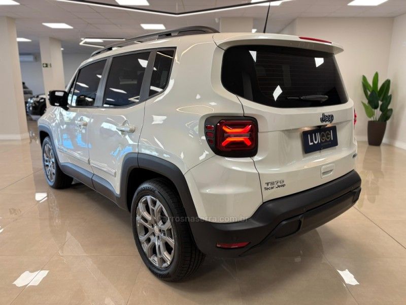 JEEP RENEGADE 1.3 LONGITUDE T270 16V TURBO 2024/2025 LUIGGI AUTOMÓVEIS CARLOS BARBOSA / Carros no Vale