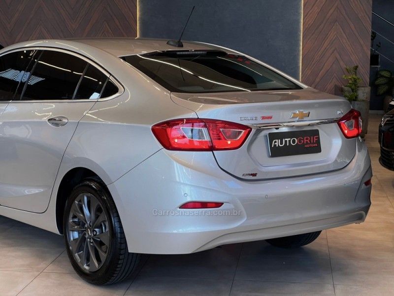 CHEVROLET CRUZE 1.4 TURBO LTZ 16V 2017/2017 AUTOGRIF MOTORS CAMPO BOM / Carros no Vale