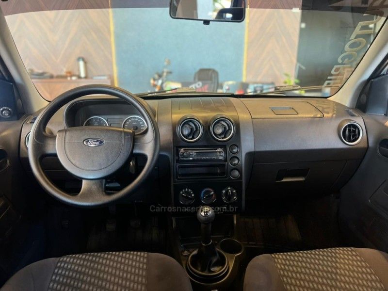 FORD ECOSPORT 1.6 XLS 8V 2007/2007 AUTOGRIF MOTORS CAMPO BOM / Carros no Vale