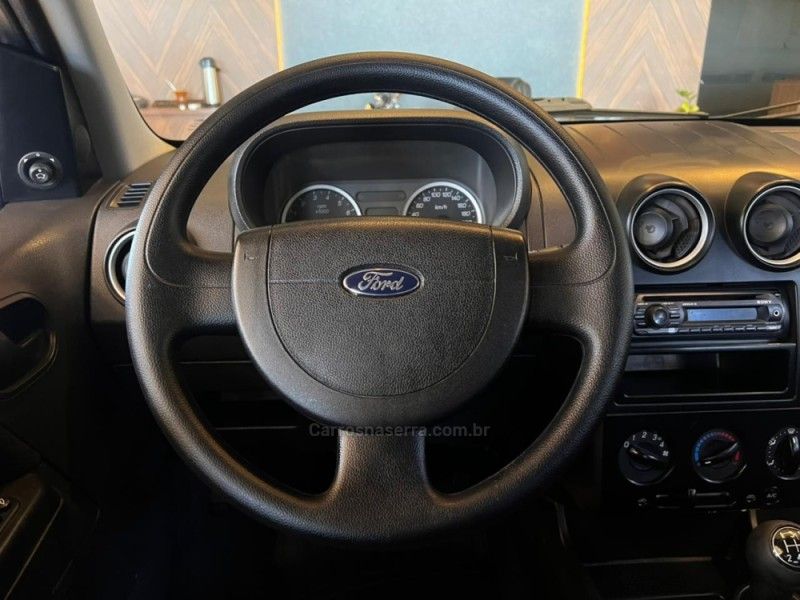 FORD ECOSPORT 1.6 XLS 8V 2007/2007 AUTOGRIF MOTORS CAMPO BOM / Carros no Vale