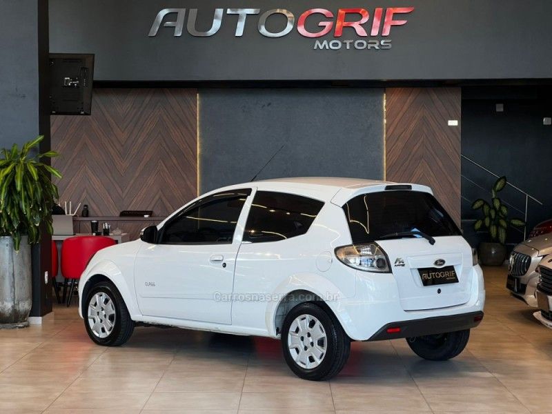 FORD KA 1.0 MPI 8V 2012/2013 AUTOGRIF MOTORS CAMPO BOM / Carros no Vale