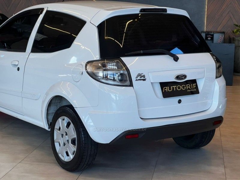 FORD KA 1.0 MPI 8V 2012/2013 AUTOGRIF MOTORS CAMPO BOM / Carros no Vale