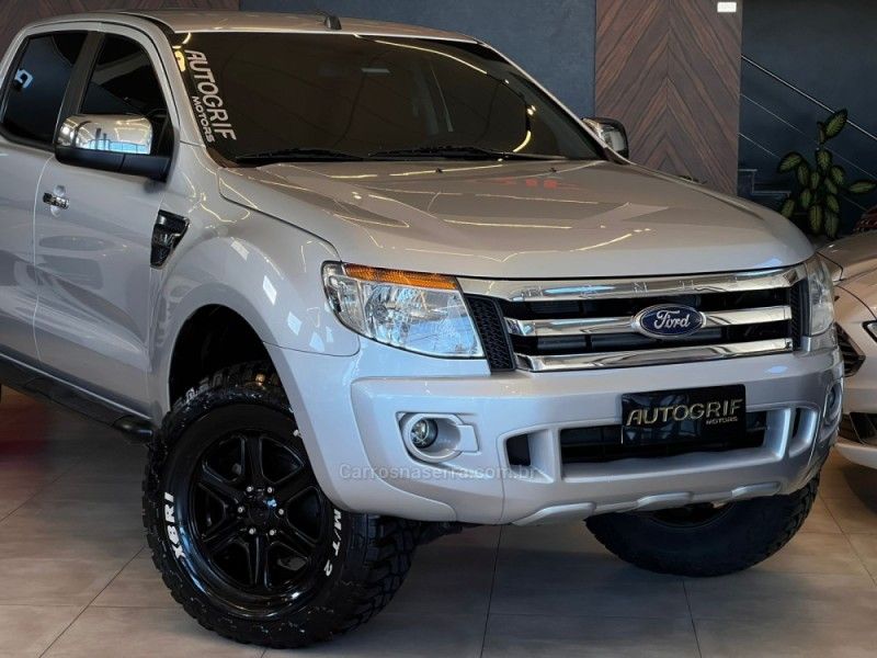 FORD RANGER 3.2 XLT 4X4 CD 20V 2015/2015 AUTOGRIF MOTORS CAMPO BOM / Carros no Vale