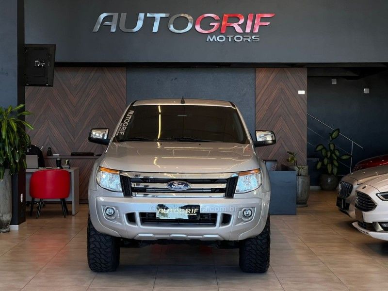 FORD RANGER 3.2 XLT 4X4 CD 20V 2015/2015 AUTOGRIF MOTORS CAMPO BOM / Carros no Vale