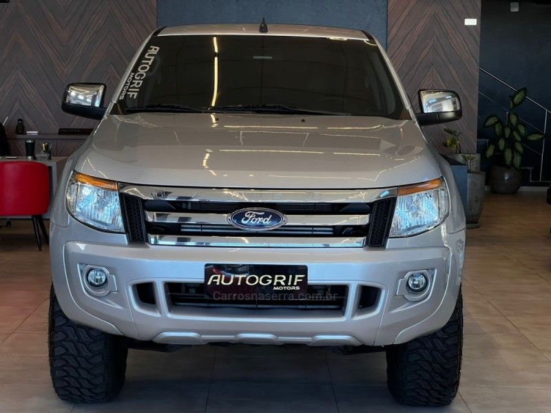 FORD RANGER 3.2 XLT 4X4 CD 20V 2015/2015 AUTOGRIF MOTORS CAMPO BOM / Carros no Vale