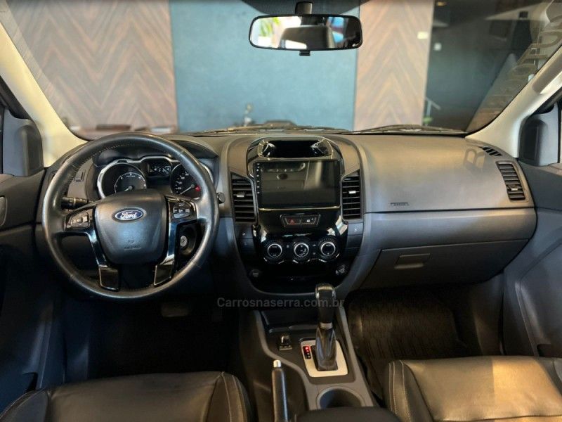 FORD RANGER 3.2 XLT 4X4 CD 20V 2015/2015 AUTOGRIF MOTORS CAMPO BOM / Carros no Vale