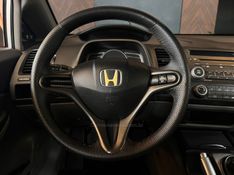 HONDA CIVIC 1.8 LXS 16V 2010/2011 AUTOGRIF MOTORS CAMPO BOM / Carros no Vale