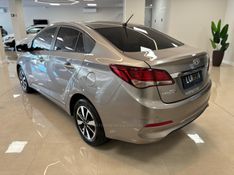 HYUNDAI HB20S 1.6 COMFORT PLUS 16V 2017/2018 LUIGGI AUTOMÓVEIS CARLOS BARBOSA / Carros no Vale
