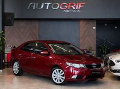 KIA CERATO 1.6 SX2 16V 2010/2011 AUTOGRIF MOTORS CAMPO BOM / Carros no Vale