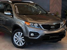 KIA SORENTO 3.5 S.658 V6 4X4 24V 2012/2013 AUTOGRIF MOTORS CAMPO BOM / Carros no Vale