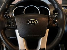KIA SORENTO 3.5 S.658 V6 4X4 24V 2012/2013 AUTOGRIF MOTORS CAMPO BOM / Carros no Vale