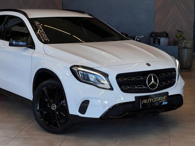 MERCEDES-BENZ GLA 200 1.6 CGI ADVANCE 16V TURBO 2019/2019 AUTOGRIF MOTORS CAMPO BOM / Carros no Vale