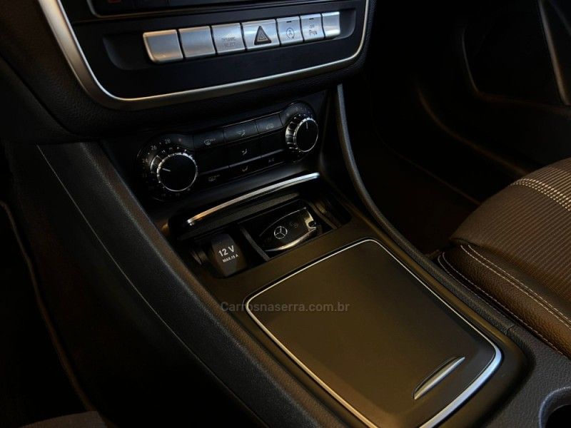 MERCEDES-BENZ GLA 200 1.6 CGI ADVANCE 16V TURBO 2019/2019 AUTOGRIF MOTORS CAMPO BOM / Carros no Vale